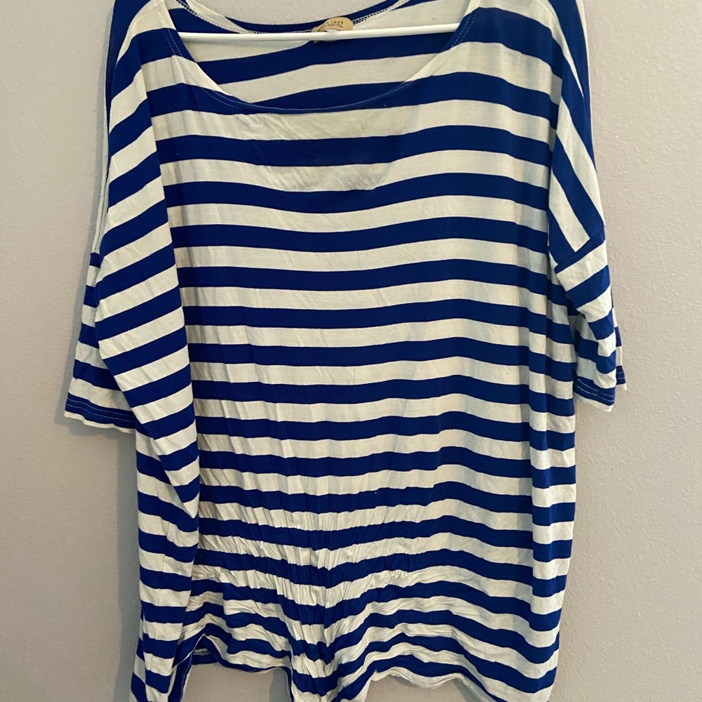 Blue and white striped Piko